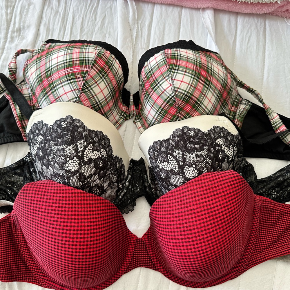 Victorias Secret bras